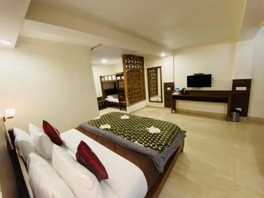 hotel with gym in mallital, nainital - hotel aroma nainital