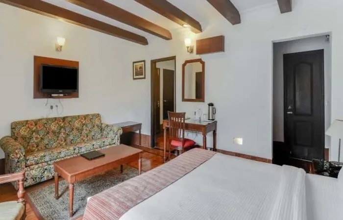 hotel in tallital, nainital for couples - manu maharani regency