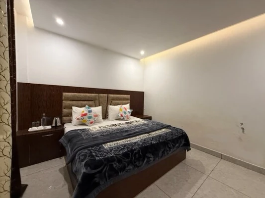 hotel with gym in bhowali, nainital - skyvale nainital - 4bhk mountain view villa