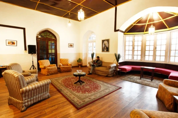 hotel with banquet hall in mallital, nainital - the palace belvedere