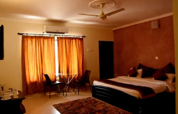 hotels for couple in veda by divine nainital