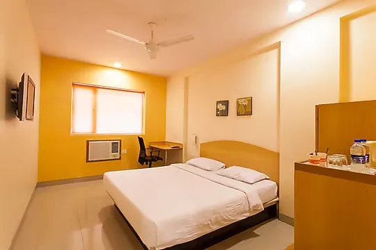 hotels for unmarried couples in ginger nashik nashik