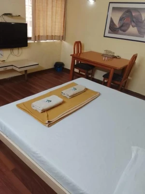 hotel room booking in anand nagar, nashik - hotel de rajnigandha