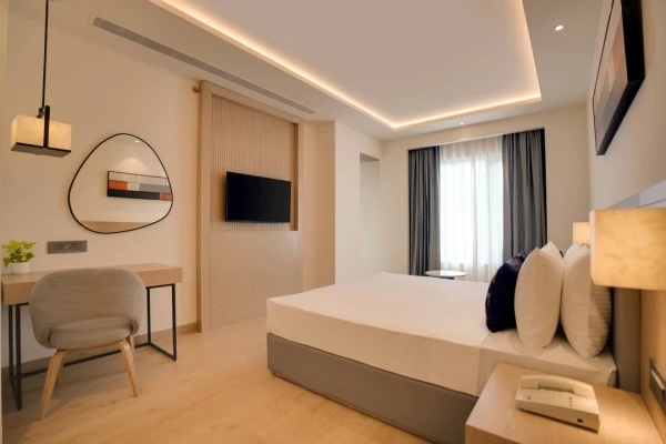 hotel near nashik airport - keys prima by lemon tree hotels nashik