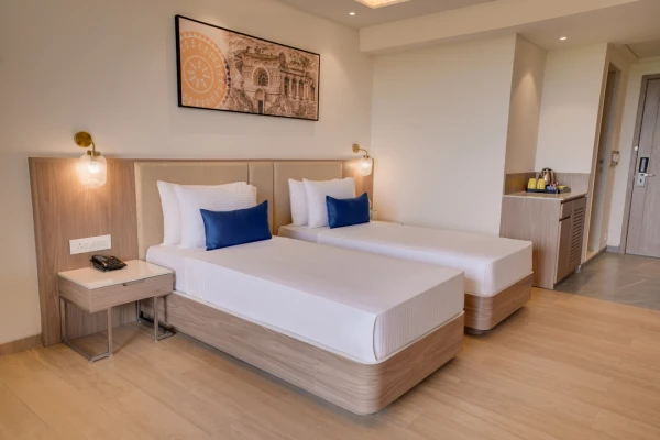 hotel with banquet hall in gangapur, nashik - lemon tree resort nashik