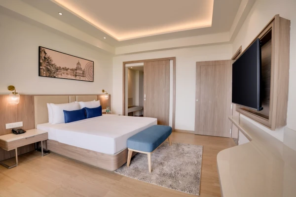 hotel in gangapur, nashik for family - lemon tree resort nashik
