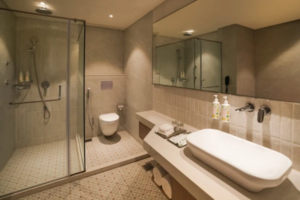 hotel with banquet hall in gangapur, nashik - lemon tree resort nashik
