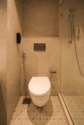 hotel with free parking in gangapur, nashik - lemon tree resort nashik