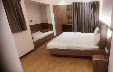 hotel with gym in kamatwade, nashik - the byke suresh plaza