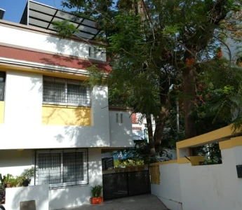 service apartment for couples in anand nagar, nashik - vayavia the frame