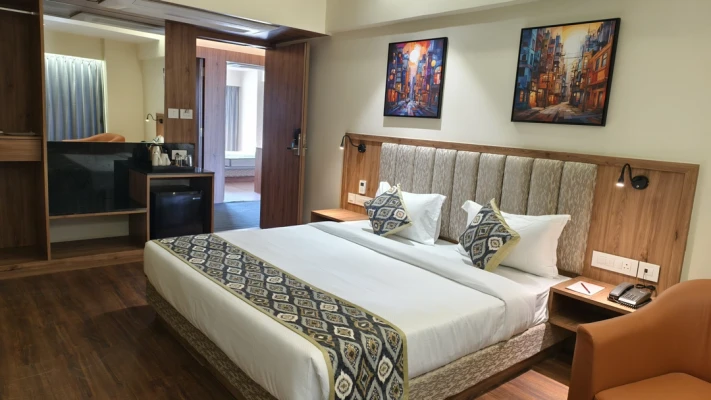 hotel with banquet hall in chakan, pune - element by monarch pune