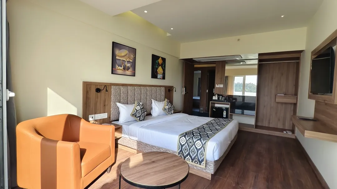 best luxury hotels in element by monarch pune pune