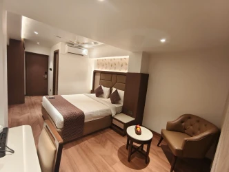 hotel with bar in cbd belapur, navi mumbai - hotel dakshin grande