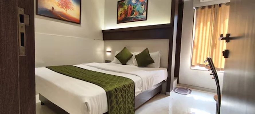 honeymoon hotels in hotel express airoli navi-mumbai
