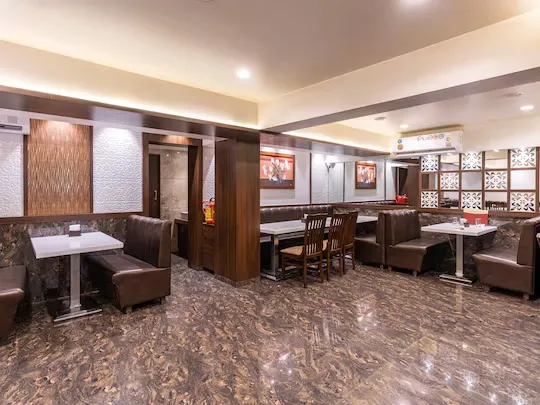 jacuzzi hotel in airoli, navi mumbai - hotel express airoli
