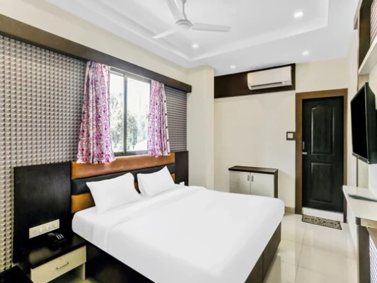 hotel room booking in nerul, navi mumbai - hotel geeta palace