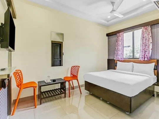 hotel with party hall in nerul, navi mumbai - hotel geeta palace