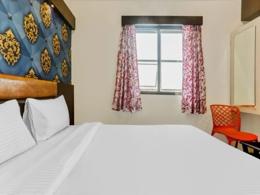 online room booking in nerul, navi mumbai - hotel geeta palace