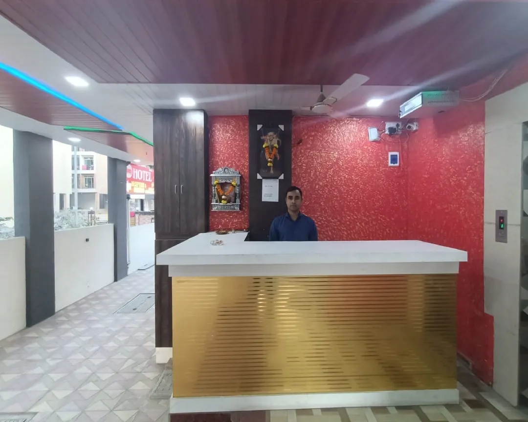 best luxury hotels in hotel om sai navi-mumbai