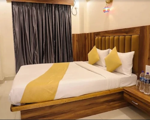 hotel with party hall in ulwe, navi mumbai - hotel ratna residency