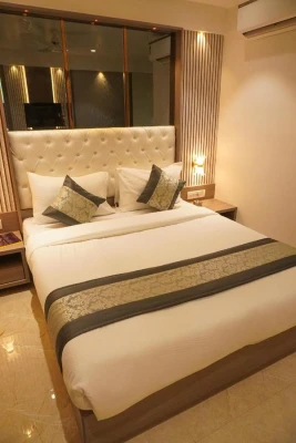 luxury hotel in hotel spencer navi-mumbai