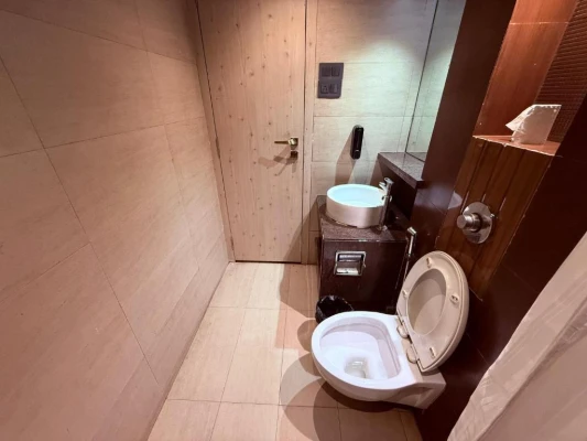 hotel with party hall in kopar khairane, navi mumbai - hotel varishtta