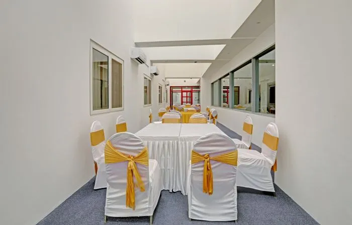 corporate offsite hotels in hotel vista banquet and suites navi-mumbai