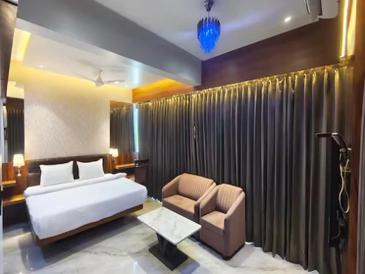 hotel with swimming pool in digha midc road, navi mumbai - infinity in hotel