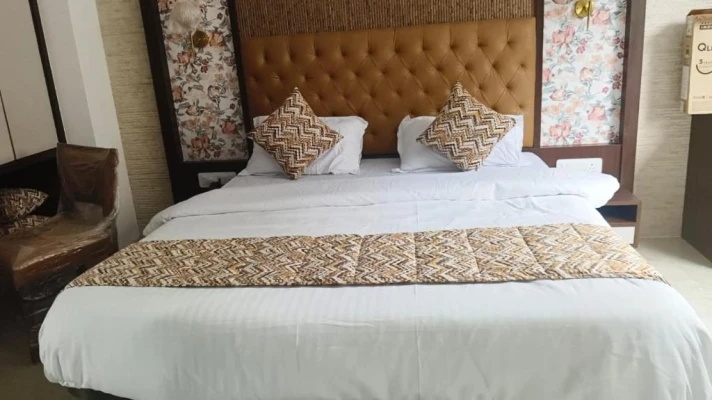 flexible hotel booking in manas residency navi-mumbai