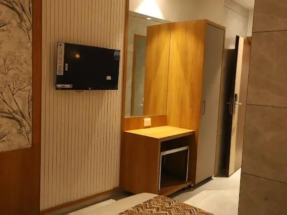 best hotels for couple in manas residency navi-mumbai