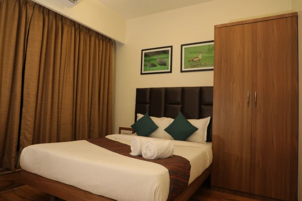 best luxury hotels in sky suites by monarch navi-mumbai