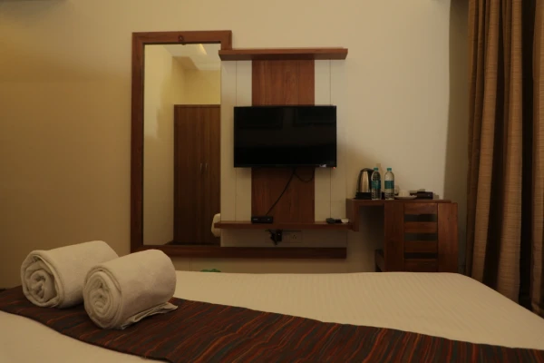 best hotels in sky suites by monarch navi-mumbai