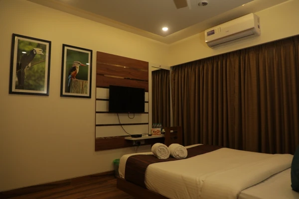 luxury hotel in sky suites by monarch navi-mumbai