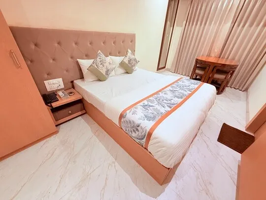 best business hotels in zampex executive navi-mumbai