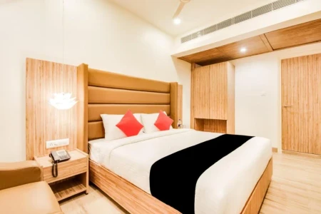 hotel near nellore airport - inn the centre