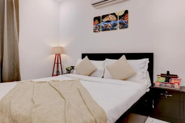 hotel with swimming pool in sector 150, noida - alaya stays 3-bhk pet friendly saroja farmhouse