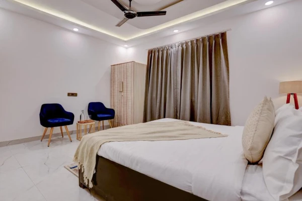 sector 150, noida hotel booking - alaya stays 3-bhk pet friendly saroja farmhouse