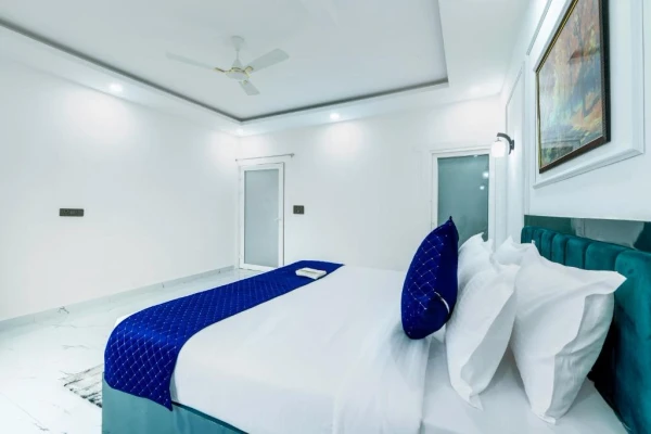 online room booking in sector 150, noida - alaya stays 3-bhk rathore farm with pvt pool & lush garden