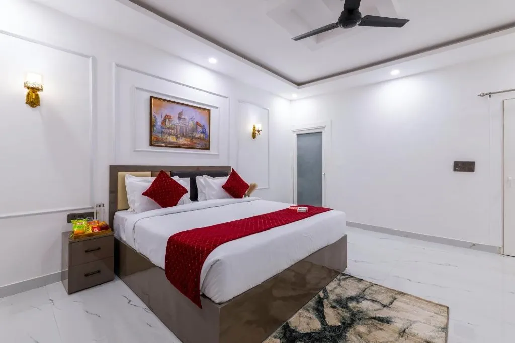 hotel with banquet hall in sector 150, noida - alaya stays 3-bhk rathore farm with pvt pool & lush garden