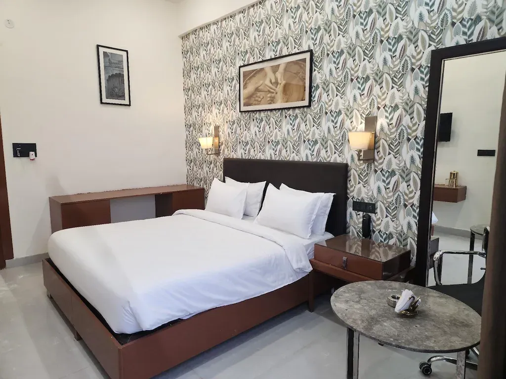 hotel with bar in greater noida, noida - anandam residency