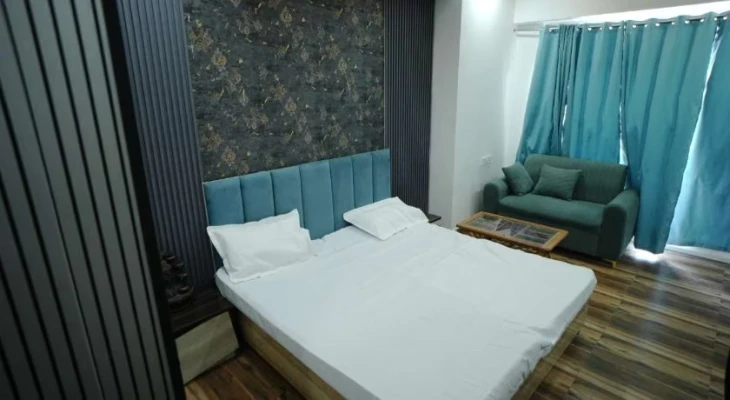 corporate hotels in arista stay noida