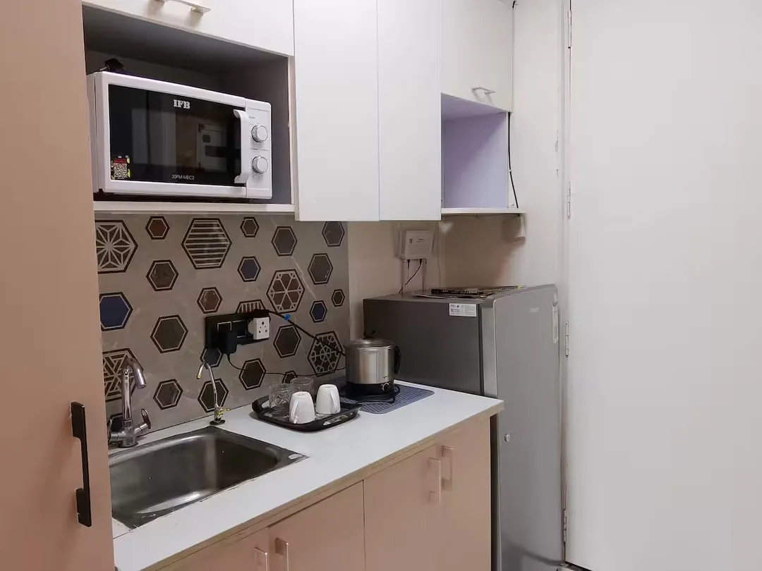 pet friendly homestay in greater noida, noida - corporate stay gaur city centre
