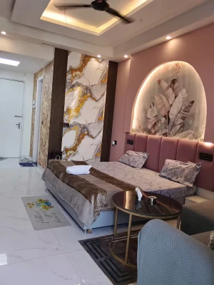 top luxury hotels in corporate stay gaur city centre noida