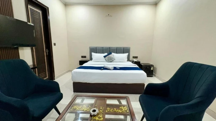 budget hotel in greater noida, noida - dr hotel grand plaza