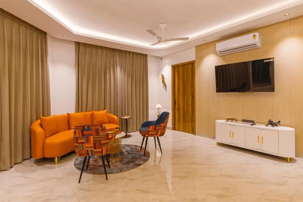 hotel with gym in sector 135, noida - elivaas vedaaz 4 bhk farmhouse with pvt pool