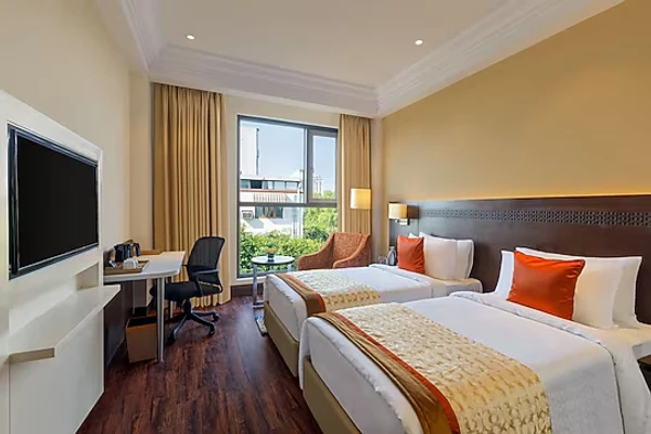 best hotels for few hours in ginger greater noida pari chowk noida