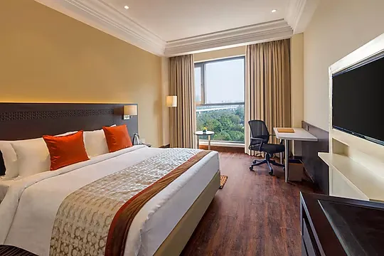 tourist hotels in ginger greater noida pari chowk noida
