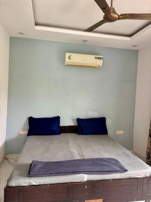 hotel room booking in sector 150, noida - gobravo 48 2bhk farm with pool and garden