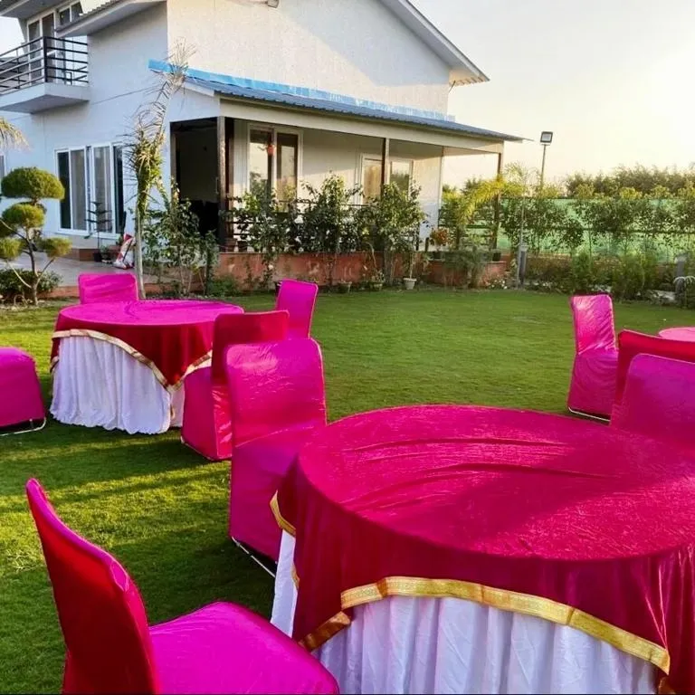 hotel with gym in sector 150, noida - gobravo 48 2bhk farm with pool and garden