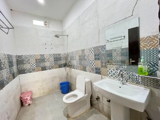 sector 150, noida hotel booking - gobravo 71 2bhk farm with pool and garden